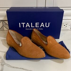 Italeau Women's Brown Suede Loafers